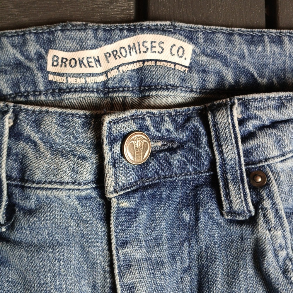 Broken Promises Distressed Mens 32x29 Straight Blue Snake Cobra Rose Jeans JA128 - Picture 5 of 15